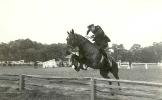 part11_horsejumping_PipingRock1937PatrolmanBurke.jpg (47145 bytes)