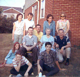 people_Boslet family, c. 1972,2.jpg (78727 bytes)